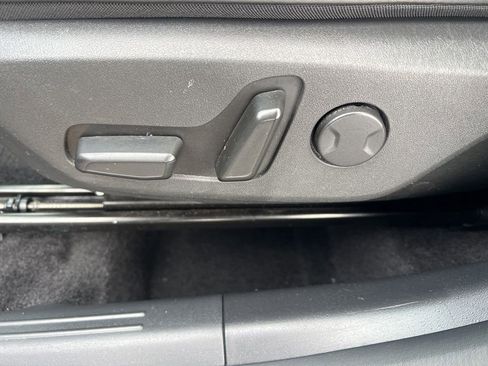 Certified 2024 Kia Niro EX image 51