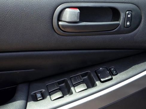 Used 2010 MAZDA CX-7 s Touring w/ Technology Pkg image 15