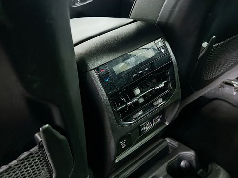 Used 2023 Jeep Grand Cherokee L Laredo RWD image 25
