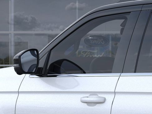 New 2026 Ford Expedition Platinum w/ Driver's Package image 20