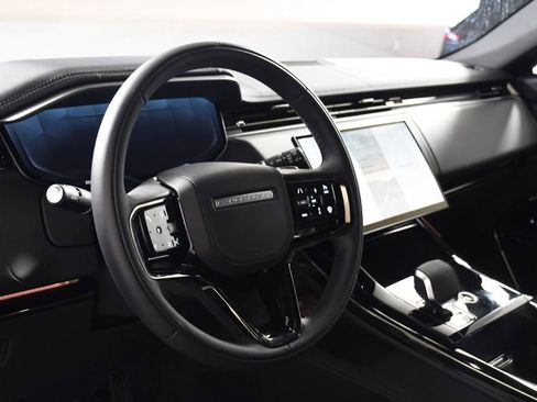 Certified 2025 Land Rover Range Rover Sport Dynamic SE AWD/4WD image 13