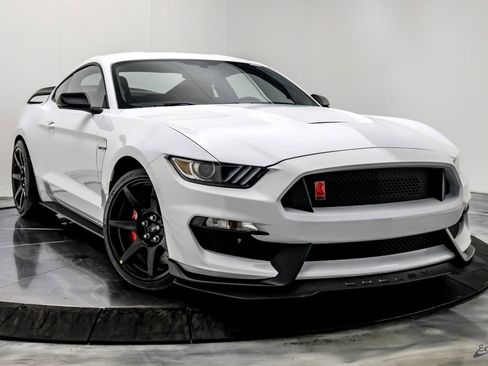 Used 2016 Ford Mustang Shelby GT350R w/ GT350R Equipment Group 920A image 24