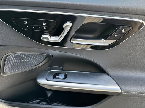 Certified 2025 Mercedes-Benz C 300 4MATIC Sedan image 34