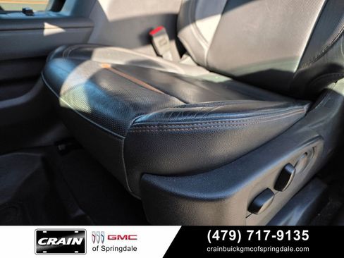 Used 2024 GMC Sierra 1500 AT4 w/ Technology Package AWD/4WD image 22