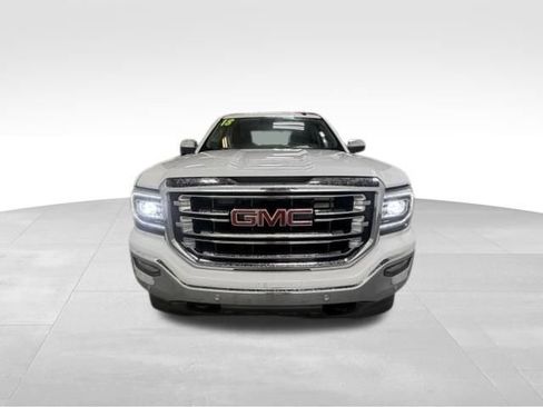 Used 2018 GMC Sierra 1500 SLT AWD/4WD image 3