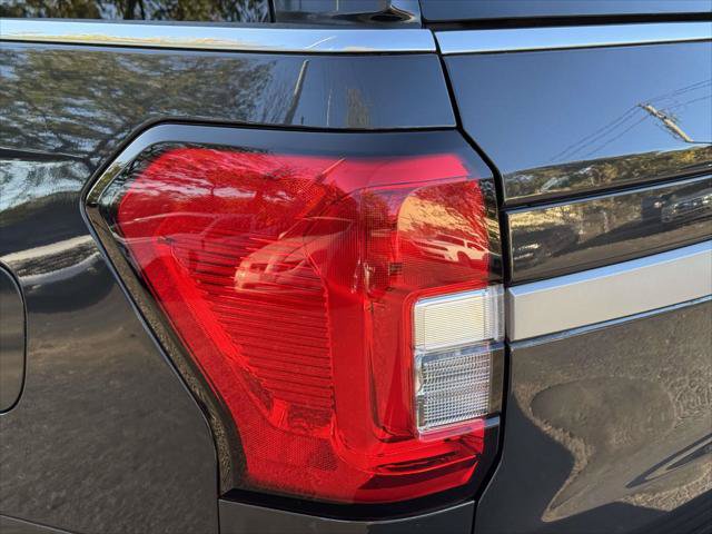 Used 2023 Ford Expedition Max XLT AWD/4WD image 13
