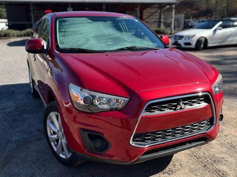 Used 2015 Mitsubishi Outlander Sport ES image 2