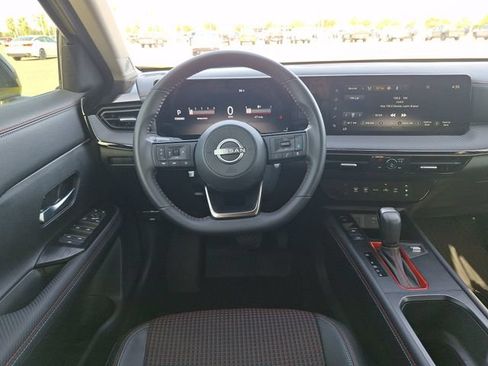 Certified 2025 Nissan Kicks SR AWD/4WD image 14