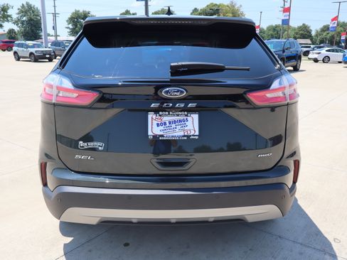 Used 2024 Ford Edge SEL w/ Convenience Package AWD/4WD image 3