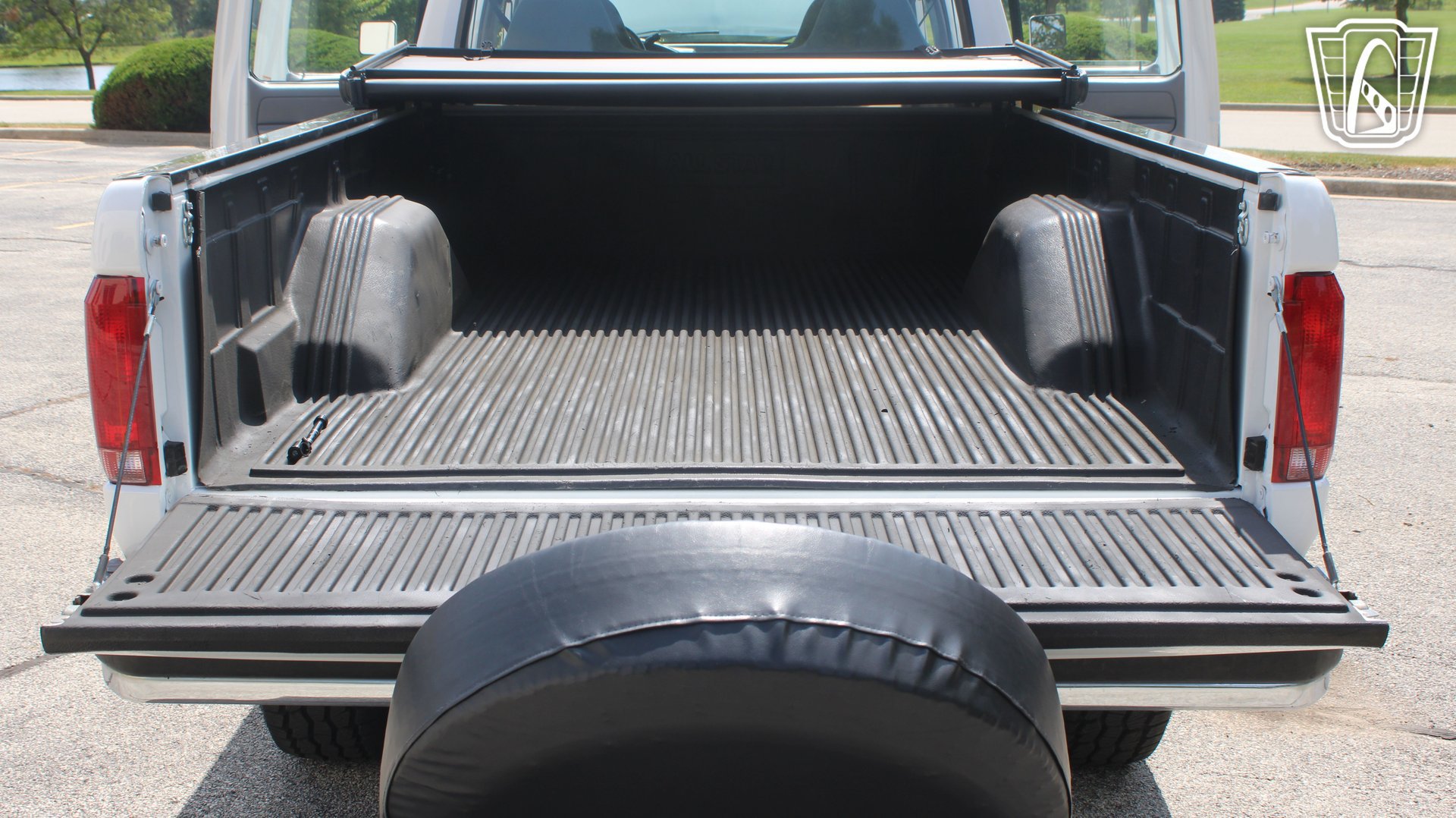 Used 1997 Ford F350 4x4 Crew Cab image 10