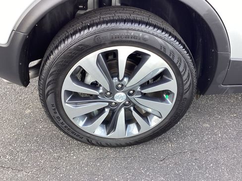 Used 2022 Buick Encore Preferred w/ Safety Package image 23