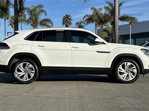 Used 2020 Volkswagen Atlas Cross Sport SEL image 3