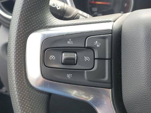 Used 2023 Chevrolet Blazer LT w/ Convenience Package FWD image 9