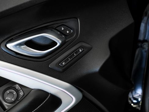 Used 2019 Chevrolet Camaro SS RWD image 43