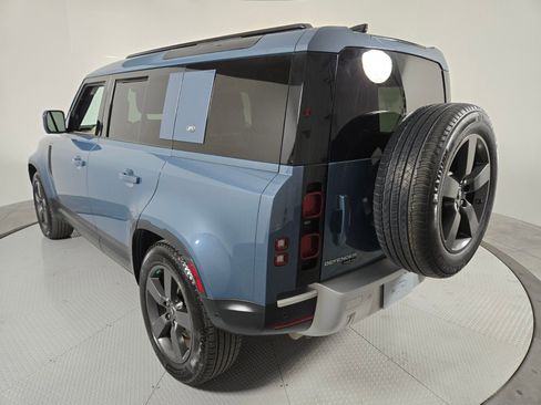 Used 2020 Land Rover Defender 110 HSE image 17