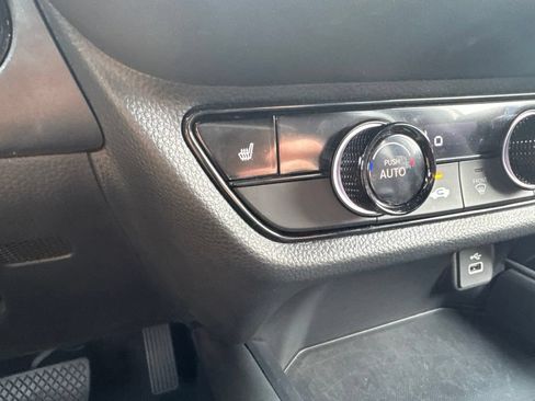 Certified 2024 Honda HR-V Sport image 29