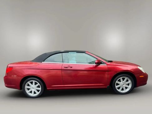 Used 2008 Chrysler Sebring Touring w/ Special Touring Group FWD image 3