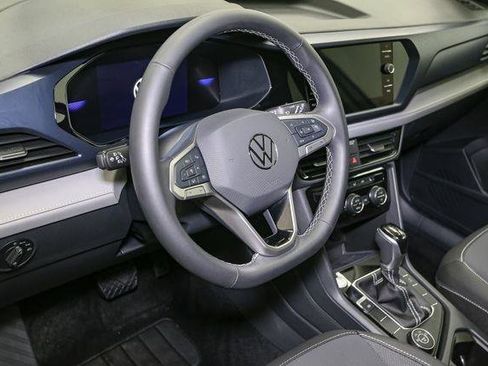 Certified 2024 Volkswagen Taos SE image 26