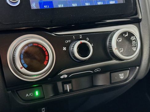 Used 2019 Honda Fit EX image 17