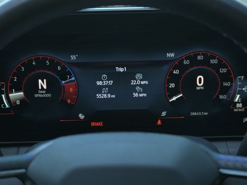 Used 2024 Ford Mustang GT RWD image 19