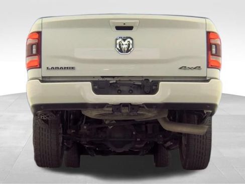 Used 2023 RAM 2500 Laramie AWD/4WD image 5
