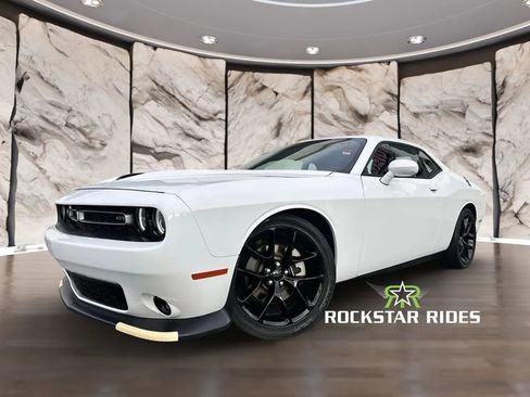 Used 2022 Dodge Challenger GT RWD image 9