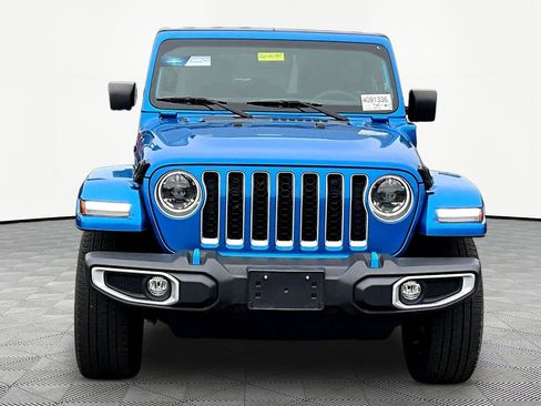 Used 2023 Jeep Wrangler Unlimited Sahara AWD/4WD image 2