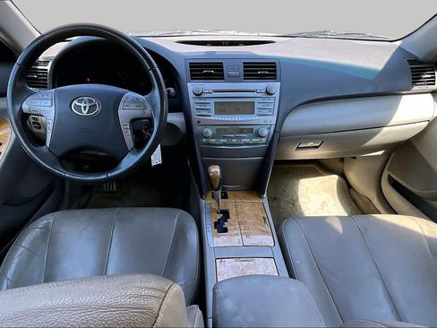 Used 2007 Toyota Camry XLE FWD image 13
