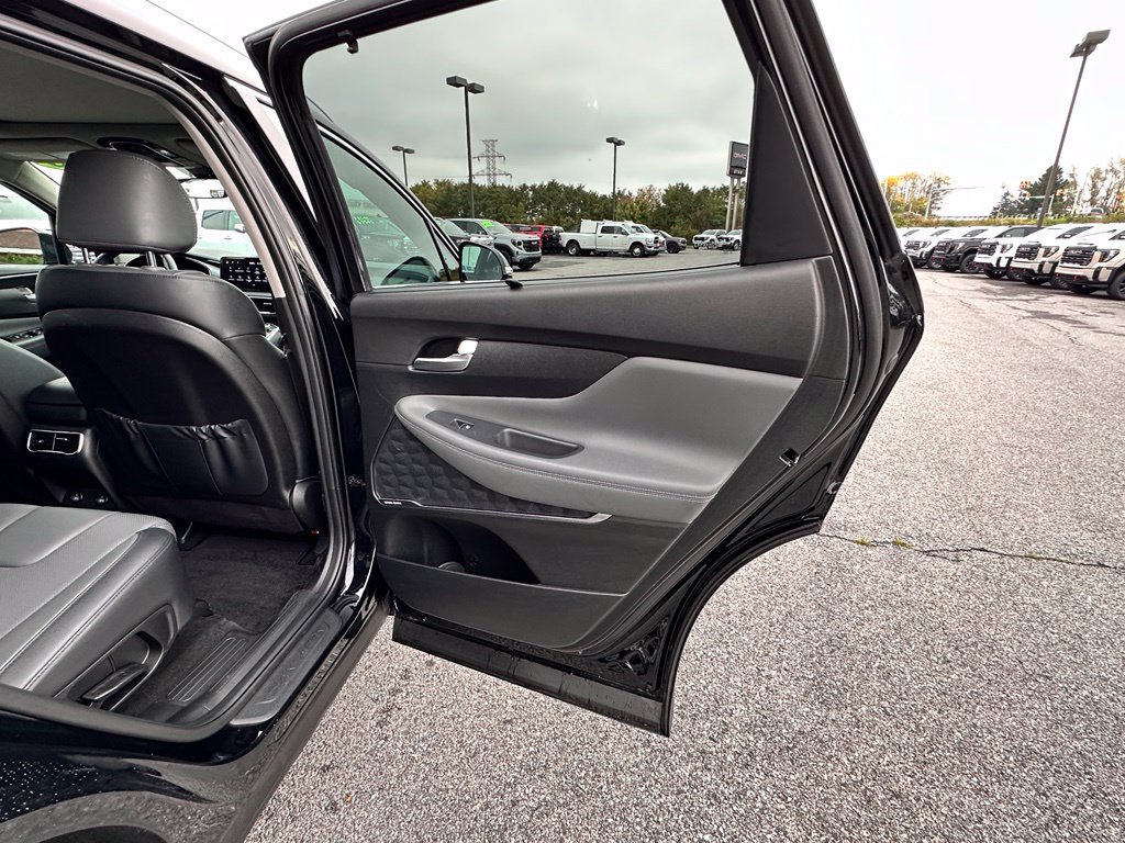 Used 2023 Hyundai Santa Fe SEL w/ Premium Package AWD/4WD image 17