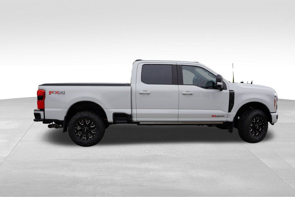 Certified 2026 Ford F350 Platinum AWD/4WD image 3
