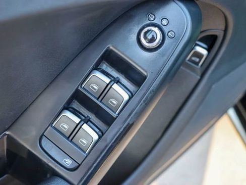 Used 2016 Audi A4 2.0T Premium w/ Convenience Plus Package image 14