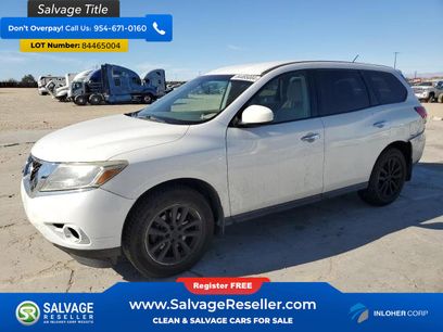 Used 2014 Nissan Pathfinder S