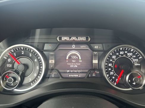 Used 2019 RAM 1500 Laramie image 31