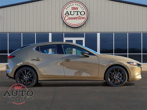 Used 2024 MAZDA MAZDA3 s image 8