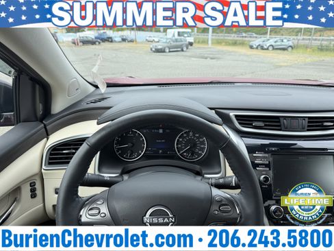 Used 2024 Nissan Murano Platinum w/ Cargo Package AWD/4WD image 13