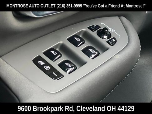 New 2026 Volvo XC90 T8 Ultra w/ Protection Package Premier image 32