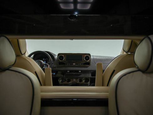 Used 2020 Mercedes-Benz Sprinter 3500 image 60