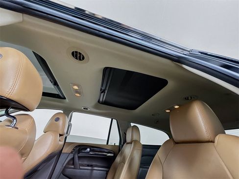 Used 2017 Buick Enclave Leather w/ Trailering Package image 29