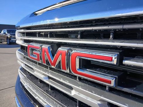 New 2026 GMC Sierra 1500 SLE image 31