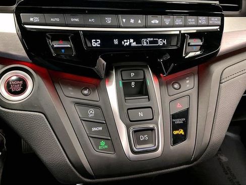 Used 2025 Honda Odyssey Sport-L image 29