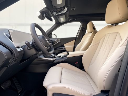 New 2026 BMW X3 xDrive30i w/ Premium Package AWD/4WD image 5