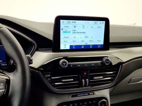 Used 2025 Ford Escape Active w/ Cold Weather Package image 15