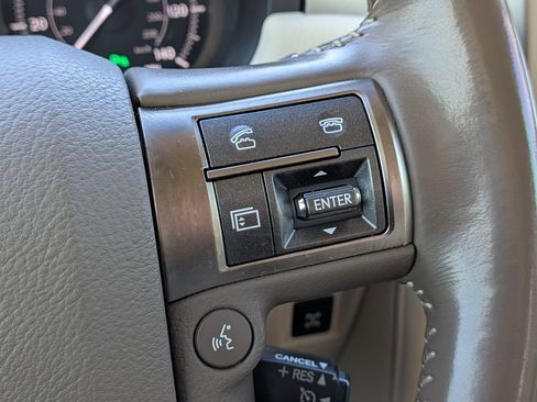 Used 2017 Lexus GX 460 image 28