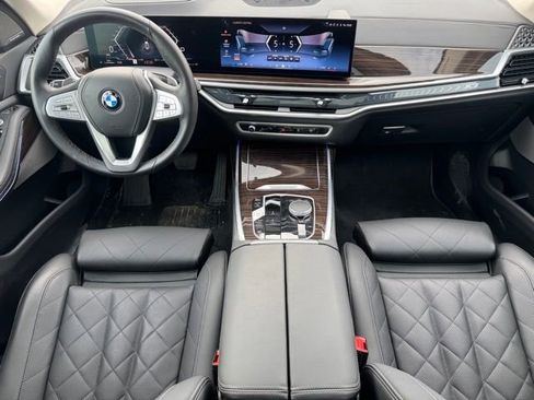 Certified 2026 BMW X7 xDrive40i image 18