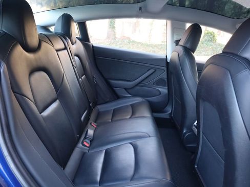 Used 2018 Tesla Model 3 Mid Range image 23