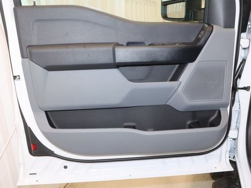 New 2025 Ford F350 XL w/ XL Chrome Package image 9