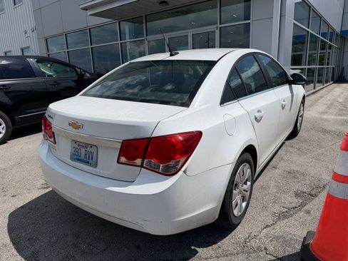 Used 2012 Chevrolet Cruze LS w/ Connectivity Package FWD image 3