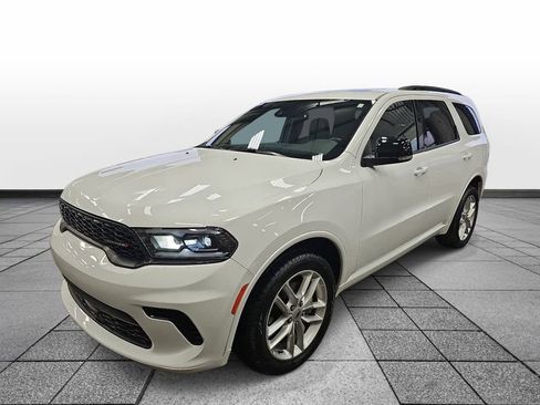 Used 2024 Dodge Durango GT image 1