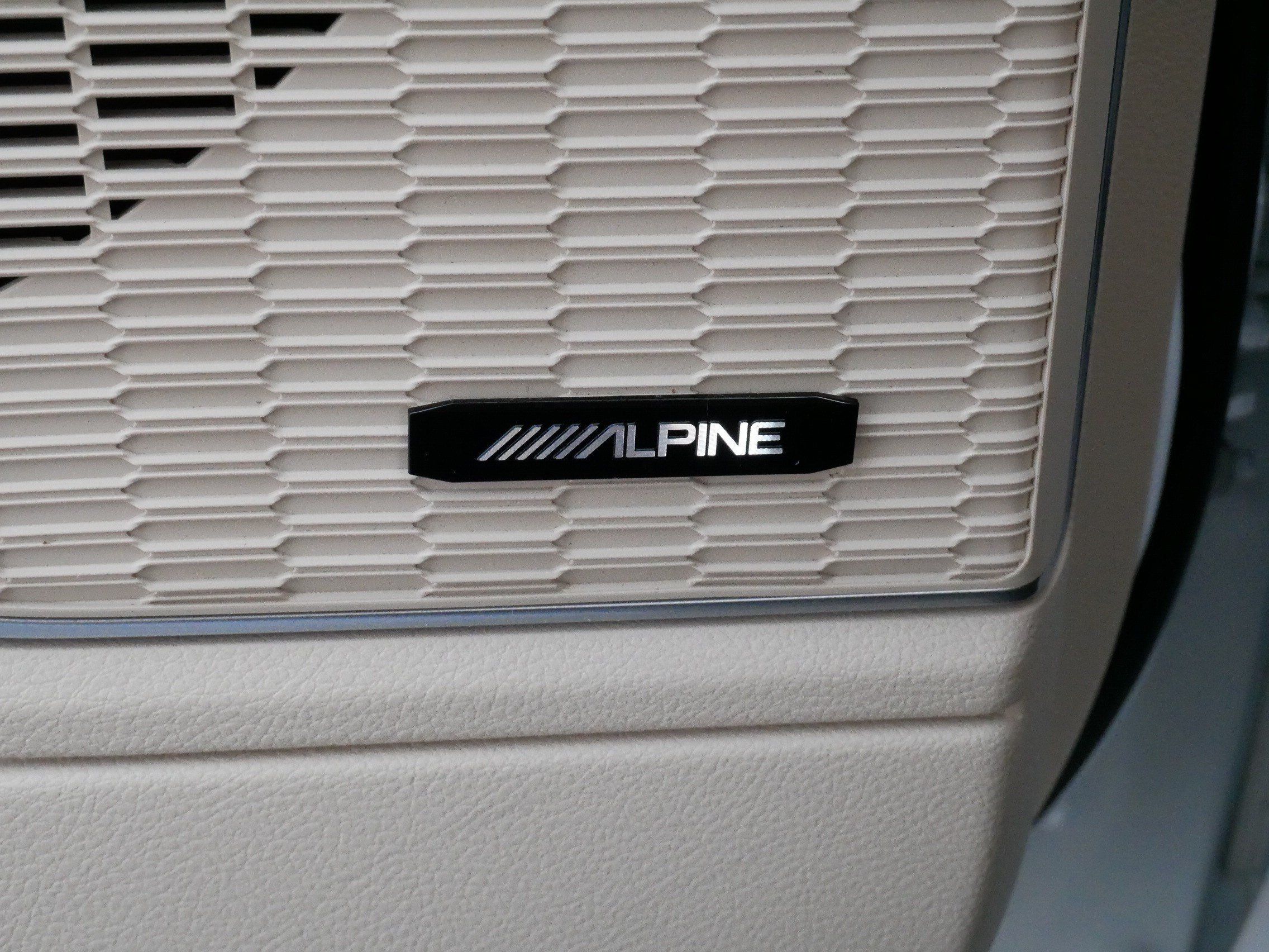 Used 2023 Jeep Grand Cherokee 4WD 4xe image 33