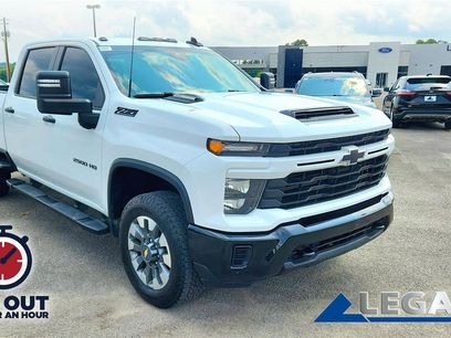 Used 2024 Chevrolet Silverado 2500 Custom w/ Custom Value Package
